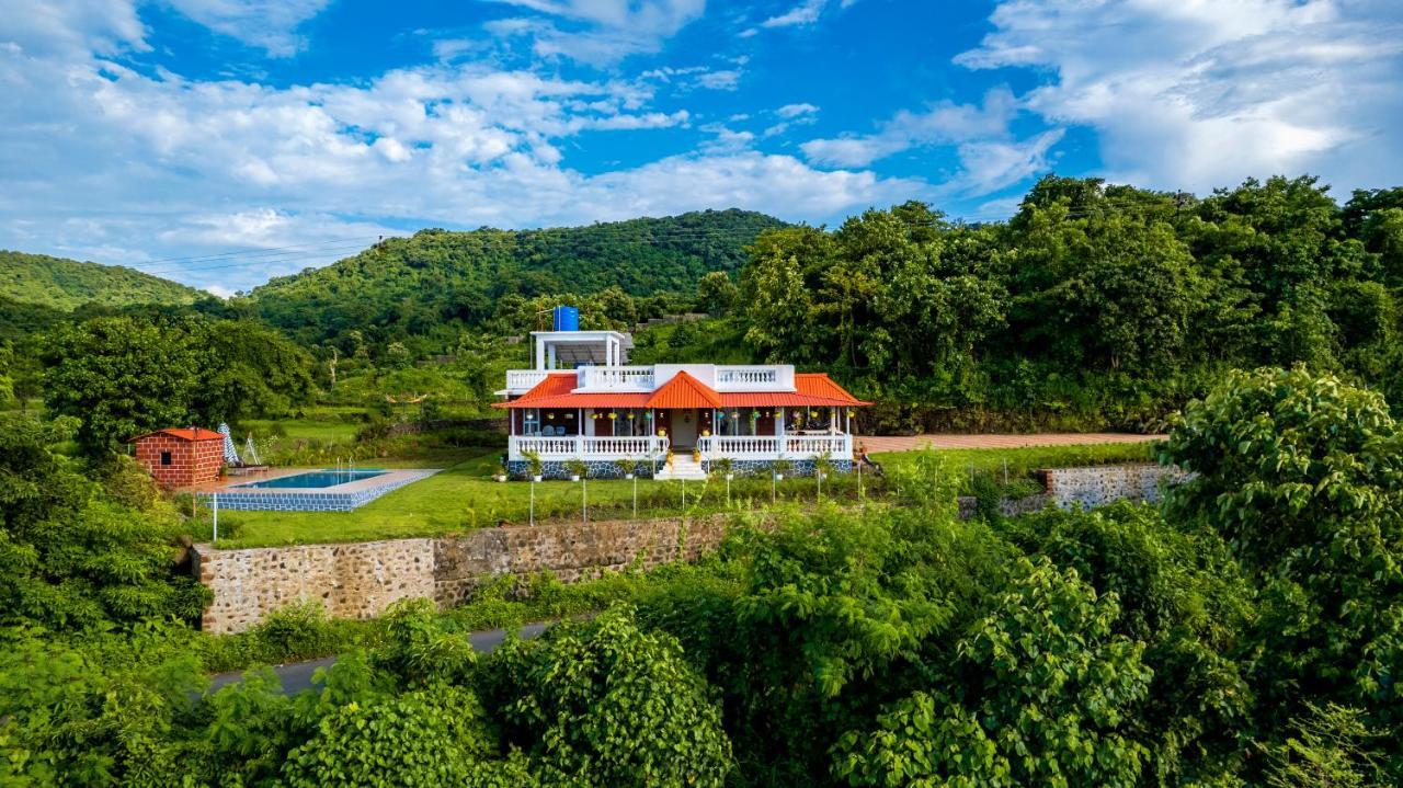 Spicy Mango Ocean Paradise - Luxurious Sea View Villa In Alibaug Christpada Esterno foto
