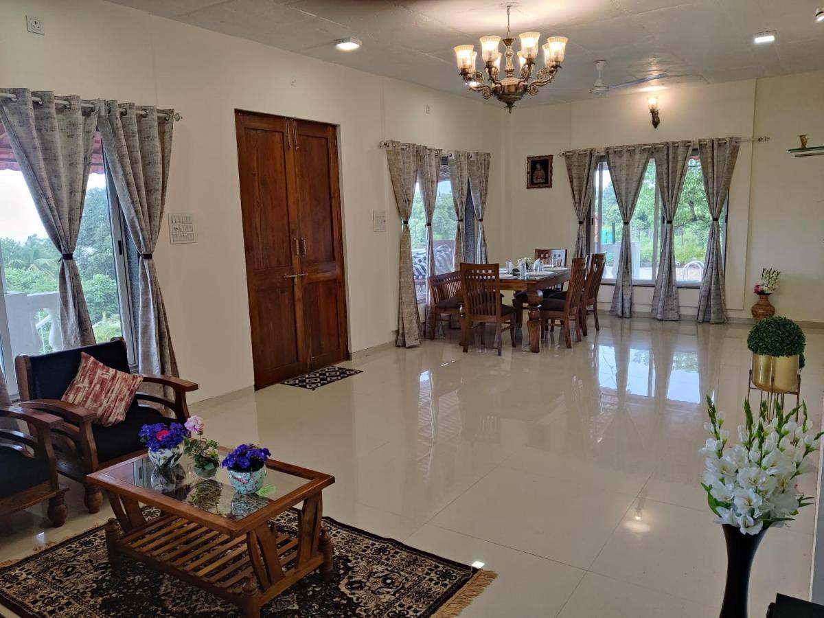 Spicy Mango Ocean Paradise - Luxurious Sea View Villa In Alibaug Christpada Esterno foto