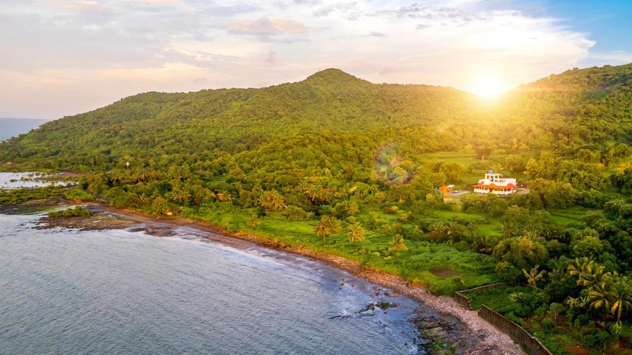 Spicy Mango Ocean Paradise - Luxurious Sea View Villa In Alibaug Christpada Esterno foto